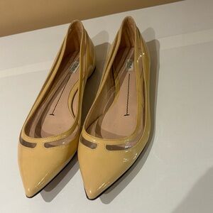 FURLA REGINA SKIMMER YELLOW PATENT LEATHER POINTED TOE BALLET FLATS SIZE 38